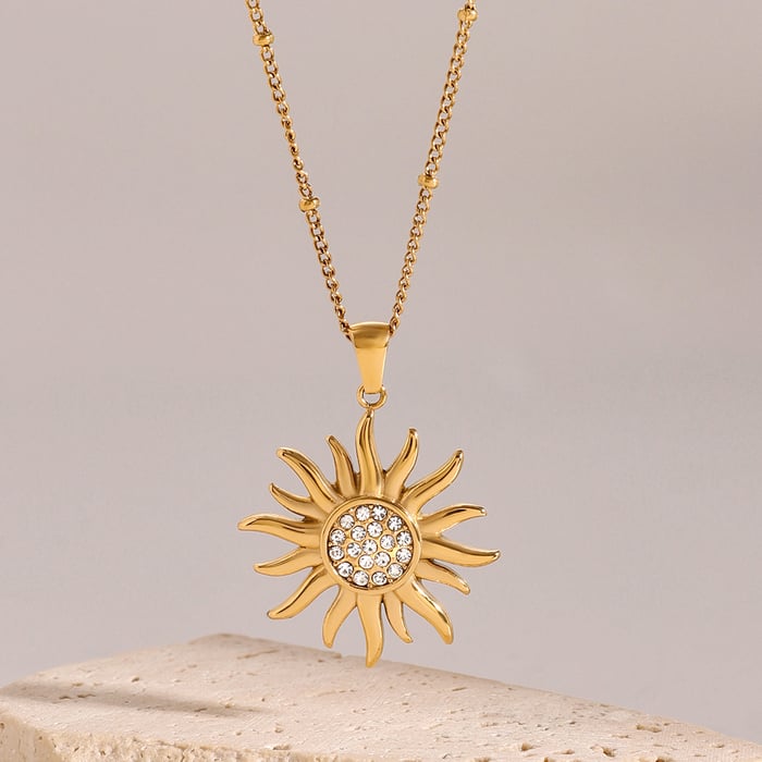 1 Piece Simple Series Punk Sun Stainless Steel  Gold Color Rhinestone Women's Pendant Necklaces 